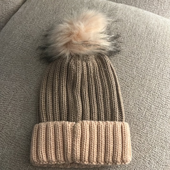 Beanie - Picture 2 of 3